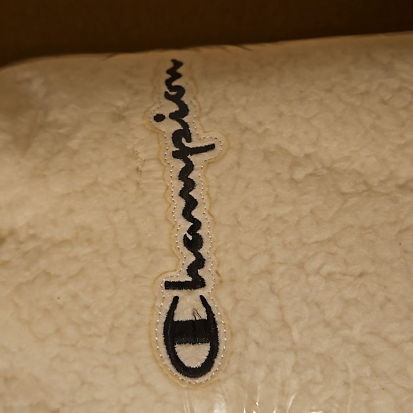 Champion Faux Shearling Quarter Zip Pullover - Picture 5 of 6